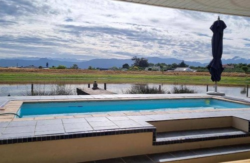 Riebeek Kasteel Hotel | 280 m² Hotel ∙ 3 bedrooms ∙ 6 guests