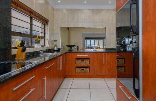 Margate Resort | 290 m² Resort ∙ 4 bedrooms ∙ 8 guests