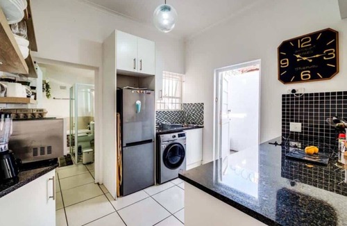Cape Town City Centre House | 2x Bedroom Home - Woodstock