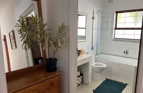 Hout Bay House | 3 Payne St