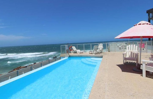 Margate Beach Apartment | 30 m² Apartment ∙ 2 bedrooms ∙ 4 guests