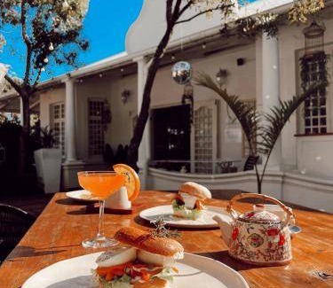 Umtata Bed & Breakfast | 30 m² Bed and breakfast ∙ 2 guests