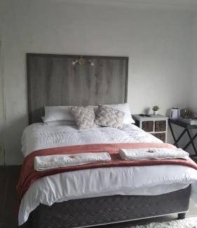Volksrust Bed & Breakfast | 30 m² Bed and breakfast ∙ 2 guests