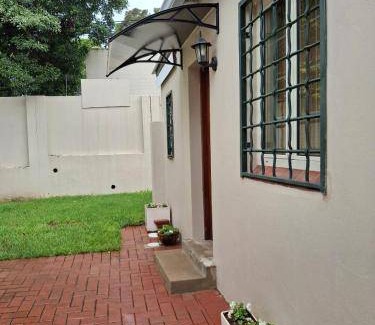 Parkwood House | 30 m² Motel ∙ 2 guests