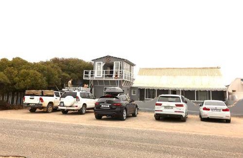 Port Nolloth Bed & Breakfast | 300 m² Bed and breakfast ∙ 3 bedrooms ∙ 8 guests