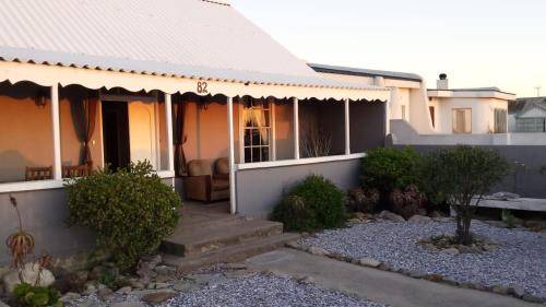 Port Nolloth Bed & Breakfast | 300 m² Bed and breakfast ∙ 3 bedrooms ∙ 8 guests