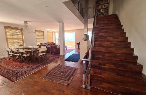 Bo'Kaap House | 300 m² House ∙ 4 bedrooms ∙ 8 guests