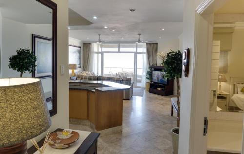Umhlanga Apartment | 302 Oyster Schelles - by Stay in Umhlanga