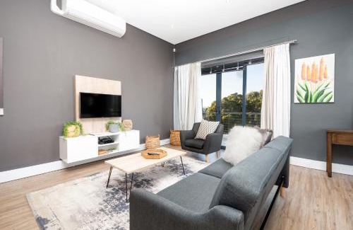 Firgrove Rural Apartment | 309 on Titanium