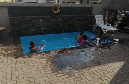 Vanderbijlpark Bed & Breakfast | 32 m² Bed and breakfast ∙ 2 bedrooms ∙ 127 guests