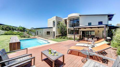 Noordhoek Villa | 330 m² Villa ∙ 4 bedrooms ∙ 10 guests