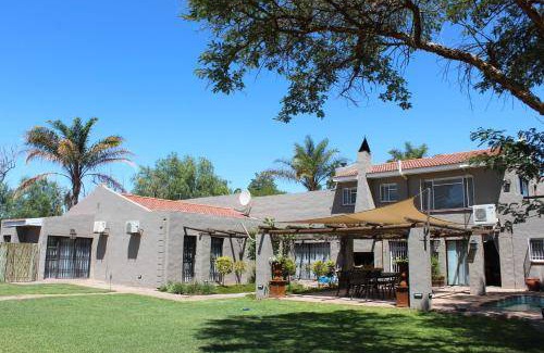 Oudtshoorn Bed & Breakfast | 34 m² Bed and breakfast ∙ 3 guests
