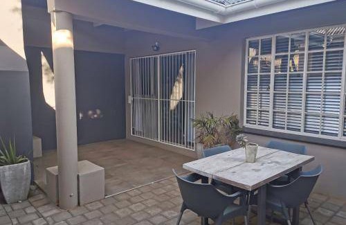 Westdene Apartment | 35 m² Apartment ∙ 4 guests