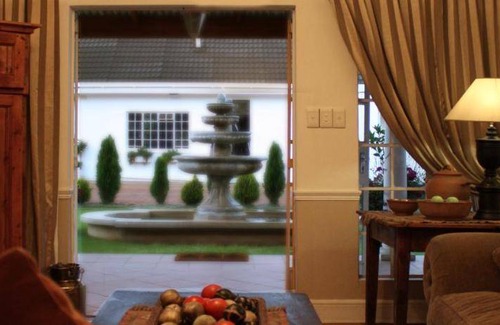 Bloemfontein Bed & Breakfast | 35 m² Bed and breakfast ∙ 10 guests