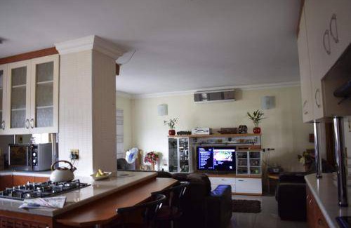 Greater Johannesburg Metropolitan Area Hotel | 35 m² Hotel ∙ 4 guests