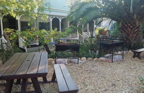 De Rust Cabin | 35 m² Lodge ∙ 127 guests