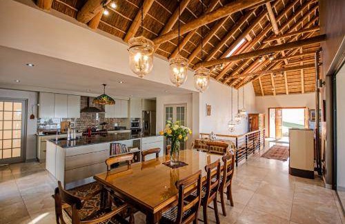 Jongensfontein Bed & Breakfast | 350 m² Bed and breakfast ∙ 2 bedrooms ∙ 7 guests