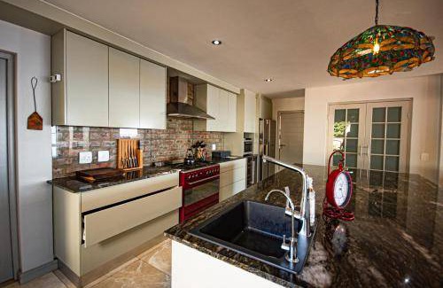 Jongensfontein Bed & Breakfast | 350 m² Bed and breakfast ∙ 2 bedrooms ∙ 7 guests