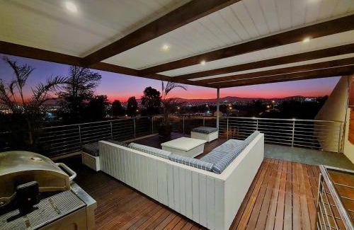 Trawal House | 350 m² House ∙ 4 bedrooms ∙ 8 guests