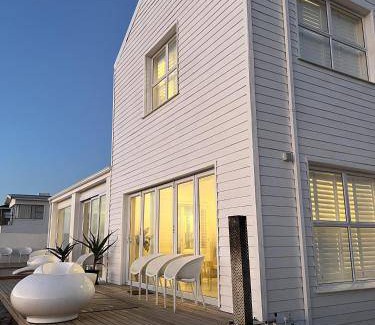 Yzerfontein Resort | 350 m² Resort ∙ 4 bedrooms ∙ 13 guests