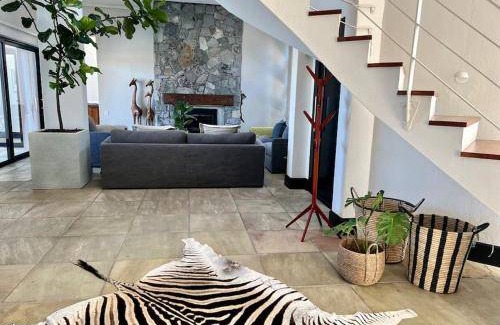 Kommetjie Villa | 350 m² Villa ∙ 4 bedrooms ∙ 7 guests