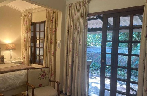 Salt Rock Bed & Breakfast | 36 m² Bed and breakfast ∙ 2 bedrooms ∙ 3 guests