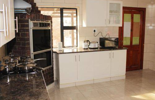 Germiston Bed & Breakfast | 36 m² Bed and breakfast ∙ 4 guests