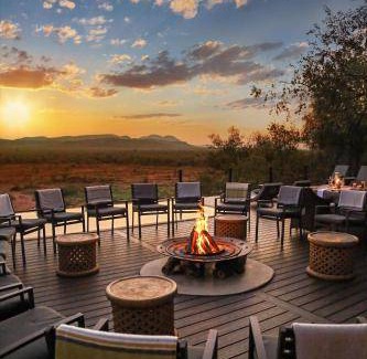 Madikwe Game Reserve Cabin | 390 m² Lodge ∙ 2 bedrooms ∙ 4 guests
