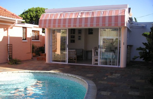 Pollok Beach Other | 40 m² Accommodation ∙ 2 bedrooms ∙ 1 guest