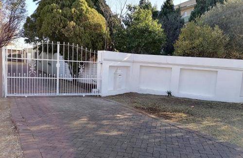 Potchefstroom Apartment | 40 m² Apartment ∙ 2 bedrooms ∙ 2 guests