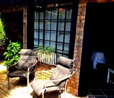 Nelspruit Apartment | 40 m² Apartment ∙ 2 bedrooms ∙ 3 guests