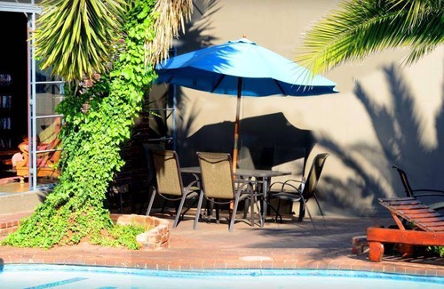 Kempton Park Bed & Breakfast | 40 m² Bed and breakfast ∙ 9 bedrooms ∙ 6 guests