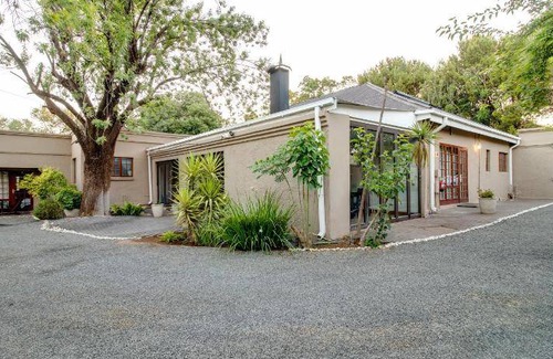 Bloemfontein Bed & Breakfast | 40 m² Bed and breakfast ∙ 6 guests