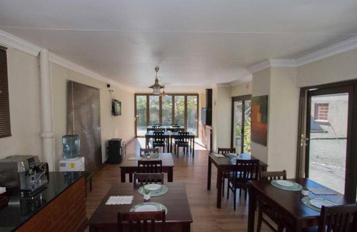 Bloemfontein Bed & Breakfast | 40 m² Bed and breakfast ∙ 6 guests