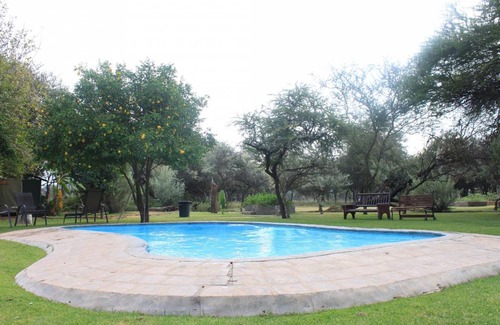 Mookgopong House | 40 m² Bungalow ∙ 3 bedrooms ∙ 7 guests