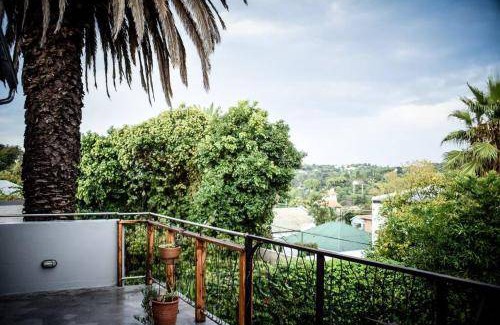 Greater Johannesburg Metropolitan Area House | 40 m² House ∙ 3 bedrooms ∙ 6 guests