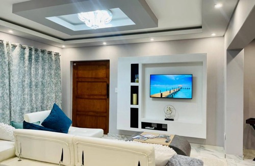 Bloubergstrand Bed & Breakfast | 400 m² Bed and breakfast ∙ 4 bedrooms ∙ 8 guests