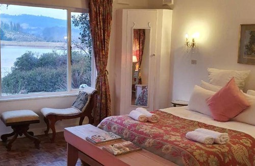 Balgowan House | 400 m² Farmhouse ∙ 6 bedrooms ∙ 10 guests