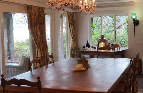 Balgowan House | 400 m² Farmhouse ∙ 6 bedrooms ∙ 10 guests