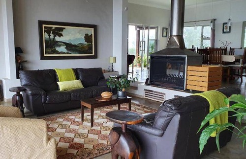 Tzaneen Resort | 400 m² Resort ∙ 4 bedrooms ∙ 8 guests