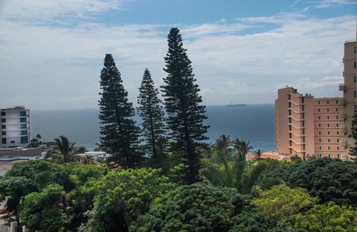 Umhlanga Apartment | 401 Lighthouse Mall