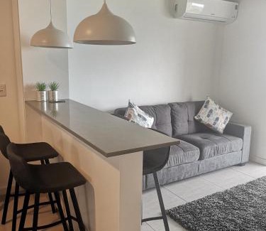 Hillhead Apartment | 407 Coral Point