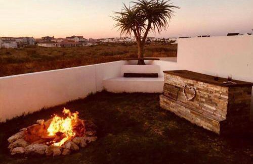 Calypso Beach House | 420 m² House ∙ 5 bedrooms ∙ 10 guests