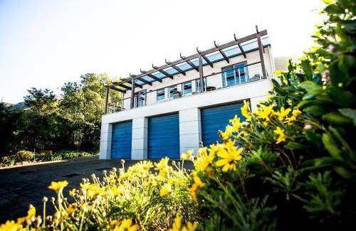 Chanteclair Villa | 420 m² Villa ∙ 3 bedrooms ∙ 6 guests
