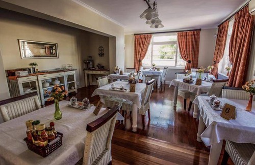 Port Elizabeth Bed & Breakfast | 45 m² Bed and breakfast ∙ 127 guests