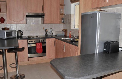 Port Elizabeth Bed & Breakfast | 45 m² Bed and breakfast ∙ 127 guests