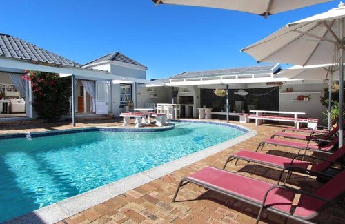 Hermanus Bed & Breakfast | 45 m² Bed and breakfast ∙ 2 guests