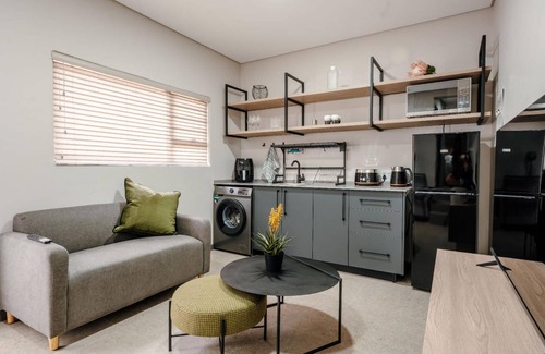 Potchefstroom Apartment | 45 m² Serviced apartment ∙ 2 guests