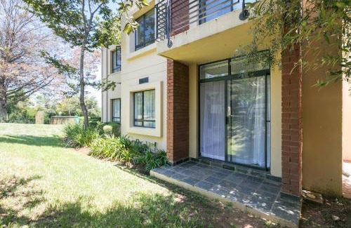 Greater Johannesburg Metropolitan Area Apartment | 45 m² Apartment ∙ 1 bedroom ∙ 3 guests