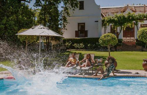 Simondium House | 450 m² Farmhouse ∙ 4 bedrooms ∙ 8 guests